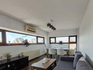 Apartament 2 camere ultracentral | Terasa 50 mp | Vedere panoramica — miniatura 3
