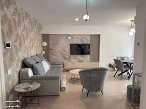 2 CAMERE // BUCEGI 12 // CENTRAL // APARTAMENT DE LUX