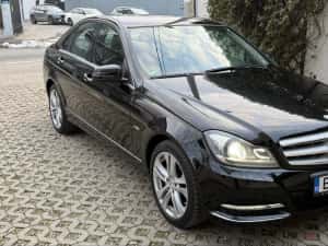 Mercedes c class / 160.000 km / 2.2 diesel — miniatura 3