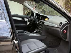 Mercedes c class / 160.000 km / 2.2 diesel — miniatura 7