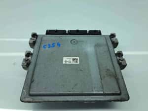 Calculator motor ECU Mercedes Clasa A (W176) [Fabr 2012-2018] A6079001 — miniatura 3