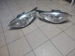 Faruri Europa Hyundai i20  -2011