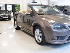 FORD FOCUS cabrio design by PININFARINA — miniatura 5