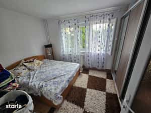 Apartament 2 camere Banat, confort 1, etaj 1, zona lic. Barbu — miniatura 5