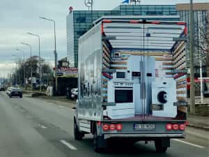 Transport marfa Mutari mobila Debarasari obiecte vechi — miniatura 4