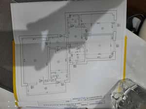 Vând apartament cu 3 camere central — miniatura 2