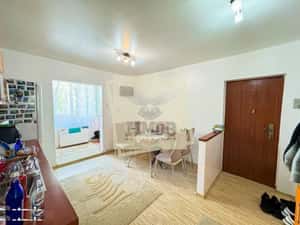 Apartament decomandat 2 camere etaj 1 — miniatura 2