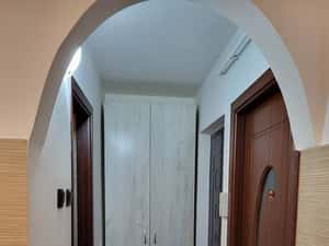Apartament de inchiriat — miniatura 2