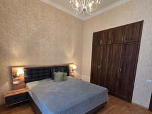 Vând apartament premium cu 2 camere, în centrul istoric, orașul de jos — miniatura 3