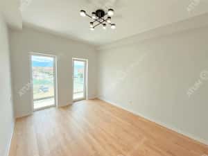Apartament de 2 camere cu loc de parcare situat la etajul 1 zona Brana — miniatura 3