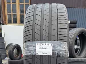 285 45 R 21 Hankook vară