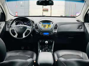 Hyundai ix35 2015, 187.000 km, benzina — miniatura 6