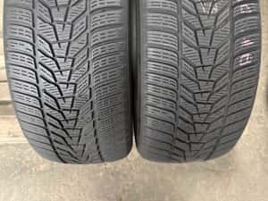2x Anvelope iarna 235/50 r18 M+S - Hankook Winter I Cept Evo3 x