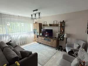 Apartament 2 camere modernizat, 1 min Metrou Eroii Revoluției