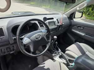 Toyota Hilux 3.0 D-4D, an 2012 — miniatura 7