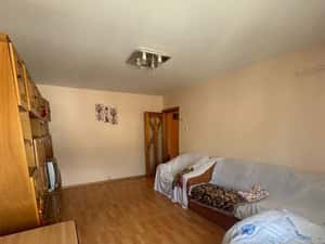Apartament 2 camere decomandat, zona Radu Negru. — miniatura 4