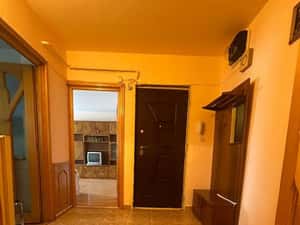 Apartament 2 camere decomandat, zona Radu Negru. — miniatura 5