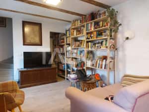 Apartament de vanzare 105 mp 3 camere curte 340 mp in acte Cisnadie — miniatura 4
