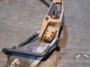 Inchiriez Bobcat demolari picon taiem beton asfalt basculanta 3,5t mo — miniatura 8