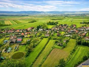 FILM! 4.900mp teren intravilan, cu casa, in Tufalau, Covasna — miniatura 6