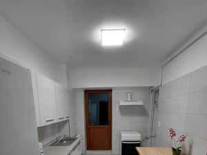 Campina - ultracentral - ap. 3 cam - renovat/mobilat - 2200 Lei/Luna