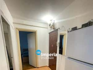Apartament 3 camere semidecomandat, 67 mp, Podu Ros! — miniatura 6