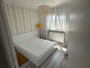 particular vand 2 cam tineretului vedere parc — miniatura 5