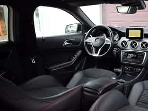 Mercedes GLA 250 AMG Line 4MATIC – 211 CP | Automat | Full LED — miniatura 6