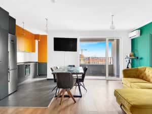 2 Camere | Premium | Vedere Panoramica | City of Mara M9 | Comision 0 — miniatura 2