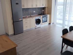 Inchiriez apartament cu 2 camere — miniatura 1