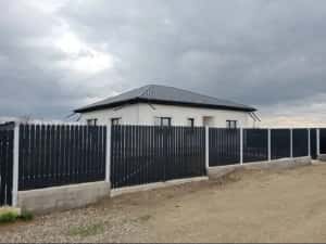 Vand Casa noua 2026 ,Caramida ,Horia ,380 mp ,pret.110.000 Euro neg — miniatura 4