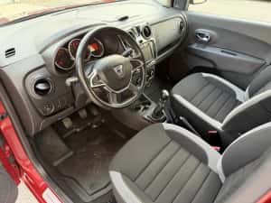 Dacia Lodgy Stepway 2020 1.5 DCi 7 Locuri — miniatura 5