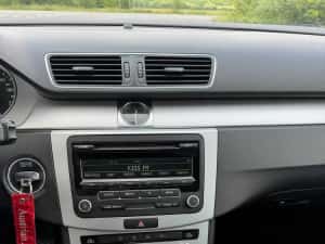 Volkswagen Passat B7 1.6 TDI 2012 Combi Recent Adus Austria Climatronic 6 TREPTE Manual — miniatura 7