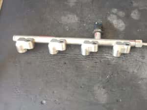 Rampa injectoare cu senzor k14c 1.4 t akk 414 benz suzuki vitara ly sx4 s-cross jy swift 0261545124 — miniatura 7