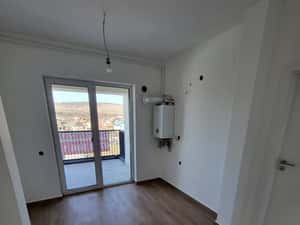 Apartament 3 camere, 80 mp ,zona Avram Iancu