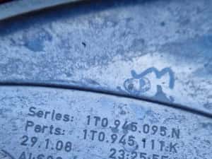 Stop stanga Touran facelift cod 1T0 945 095 N — miniatura 3