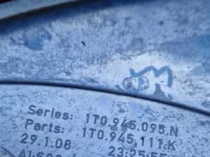 Stop stanga Touran facelift cod 1T0 945 095 N — miniatura 6