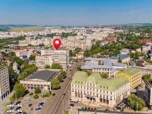 APARTAMENT CU 3 CAMERE, IN INIMA ORASULUI, LICEUL NATIONAL