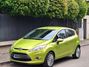 Nissan Qashqai Ford fiesta — miniatura 2
