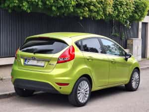 Nissan Qashqai Ford fiesta — miniatura 4