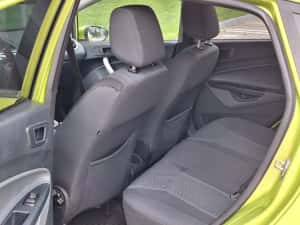 Nissan Qashqai Ford fiesta — miniatura 8