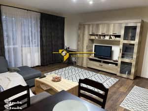 ap  2 camere spatios rahovei  et 1 cu balcon