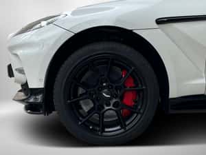 Aston Martin DBX SUV 707 cp în Oradea