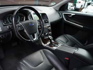 Volvo XC60 Automată 190 HP Diesel — miniatura 3