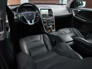 Volvo XC60 Automată 190 HP Diesel — miniatura 4