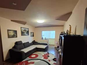 Apartament spațios 4 camere | Tractorul — miniatura 4