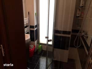 garsoniera  zona v.aron  et 1 cu balcon deschis — miniatura 5