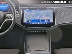 Mercedes-Benz E 200, 47.450 km, Automată, Benzină — miniatura 4