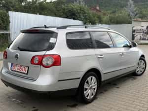 VW Passat B6 / 2.0 Tdi/Cbab/140cp/2009/Euro 5 /Dublu Clima/ParkAssist/ Manual 6+1 — miniatura 3