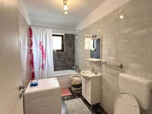 APARTAMENT 2 CAMERE MOBILAT-LOC DE PARCARE PRIVAT-ACVILEI MILITARI — miniatura 4